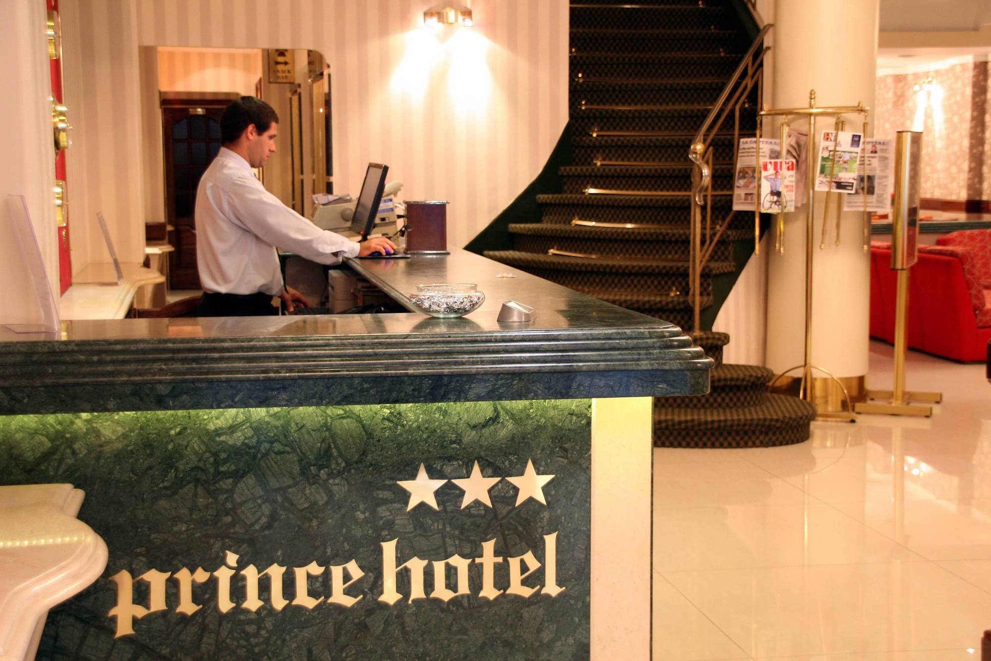 Prince Hotel 3*